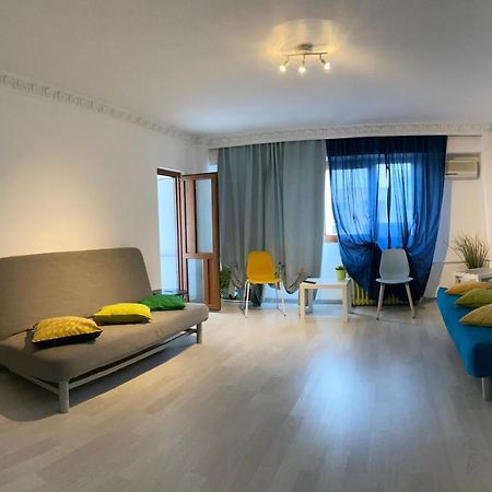 Green Apartment 41 บูคาเรสต์ ภายนอก รูปภาพ